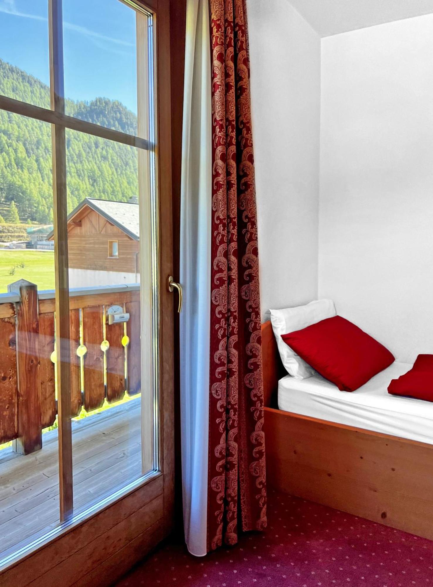 Bait Da Jembro Apartment Livigno Exterior photo